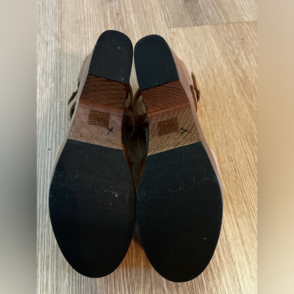 Free People Cedar Clogs - Picture 7 of 9
